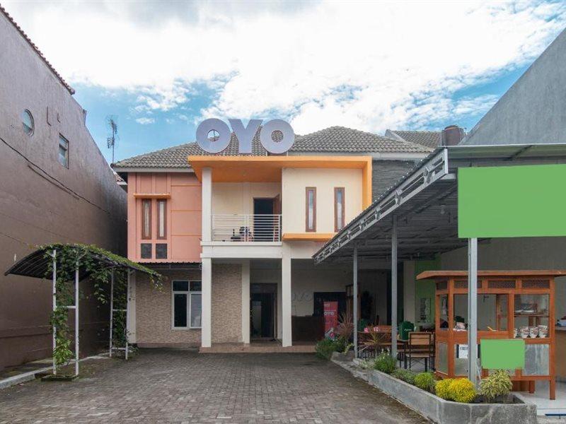 Reddoorz Syariah Near Pakuwon Mall Jogja Kejayan Exterior foto