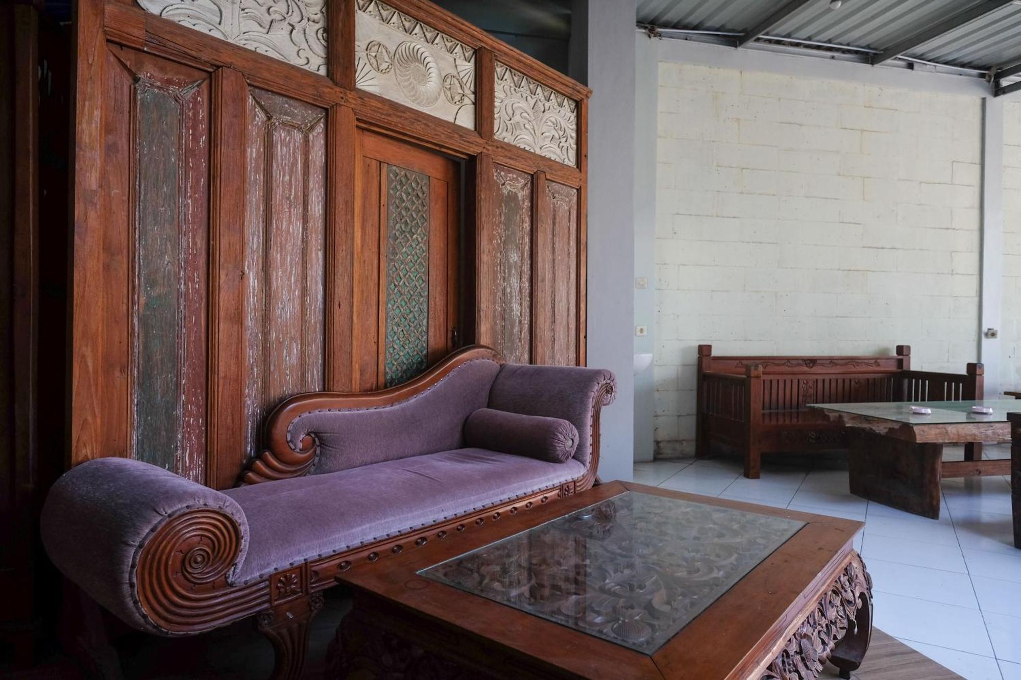 Reddoorz Syariah Near Pakuwon Mall Jogja Kejayan Exterior foto